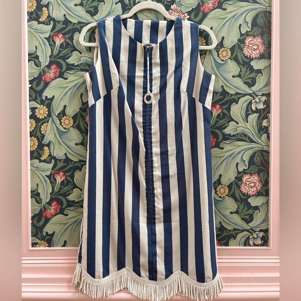 Vintage 1960s Donnkenny Nautical Blue and white striped sleeveless mod dress